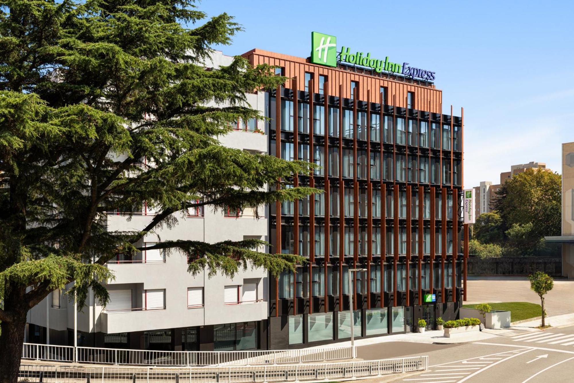 Holiday Inn Express Porto - Boavista By Ihg Ngoại thất bức ảnh
